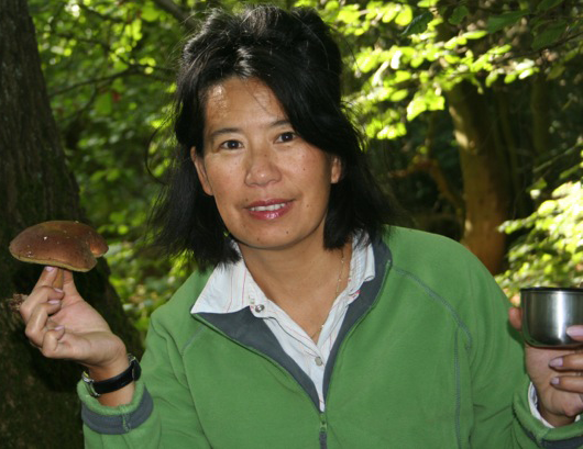 Lei Zhou An (RCHM) is an acupuncturist and herbalist, Notting Hill Gate, London